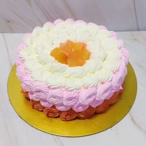 Simple Cream Cake with Mango Dressing