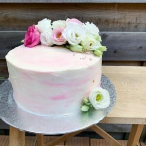 Naked Cake with Flowers Cake