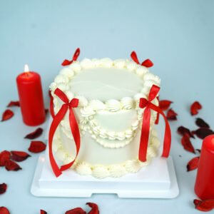 Red Vintage Cake
