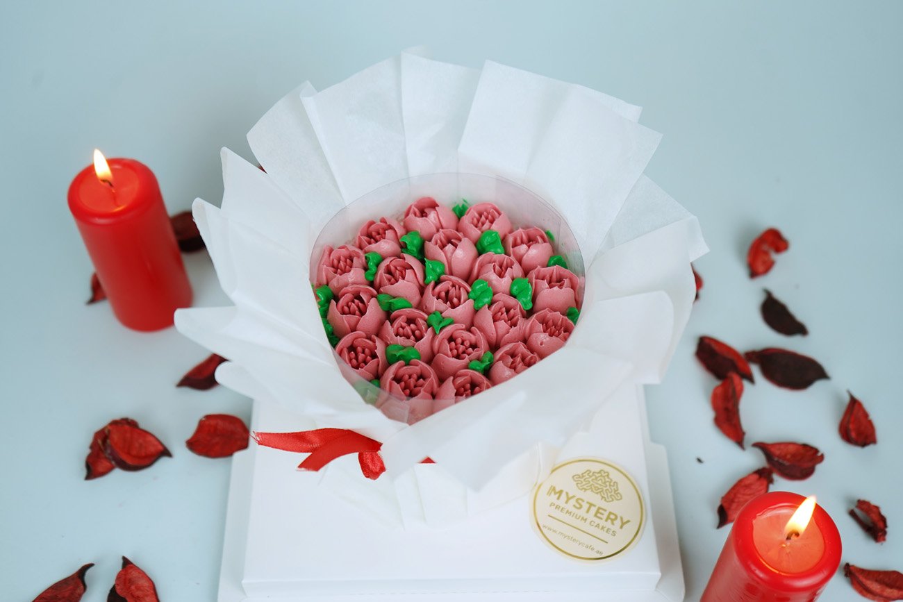 Cream Flower Bouquet Cake